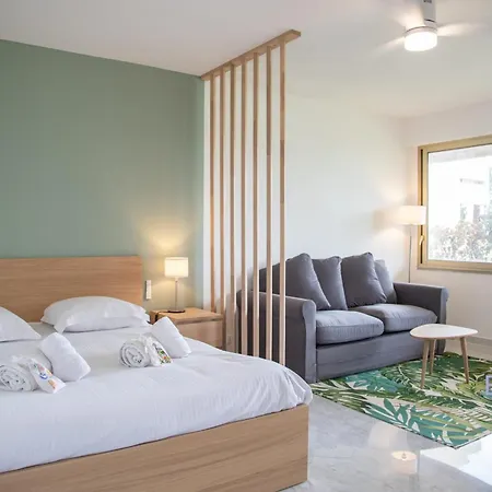 Flat With Hot Pool Appartement