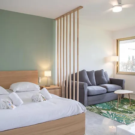 Flat With Hot Pool Appartamento Juan-les-Pins