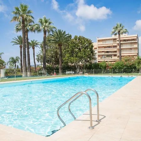 Διαμέρισμα Flat With Hot Pool *