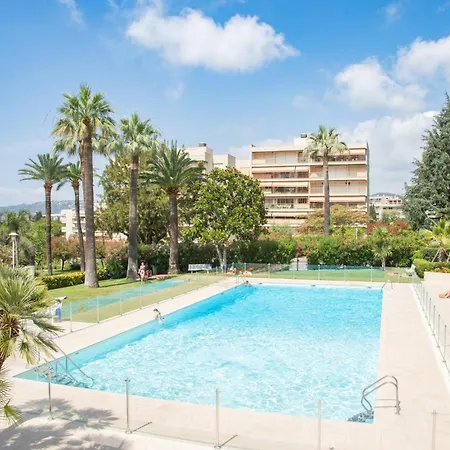 Flat With Hot Pool * Ζουάν λε Πιν