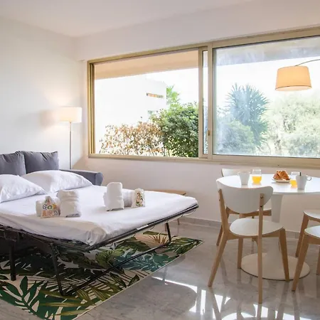 Appartamento Flat With Hot Pool Juan-les-Pins