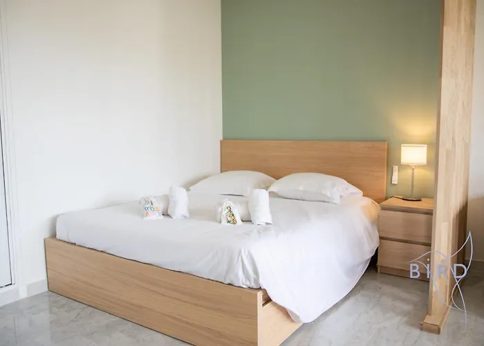 Flat With Hot Pool アパート