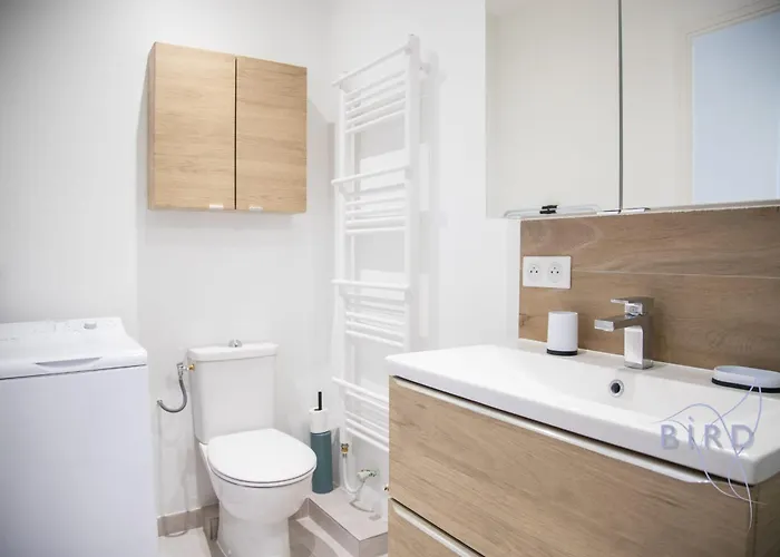 アパート Flat With Hot Pool ジュアン・レ・パン