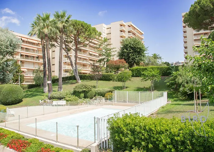 アパート Flat With Hot Pool *