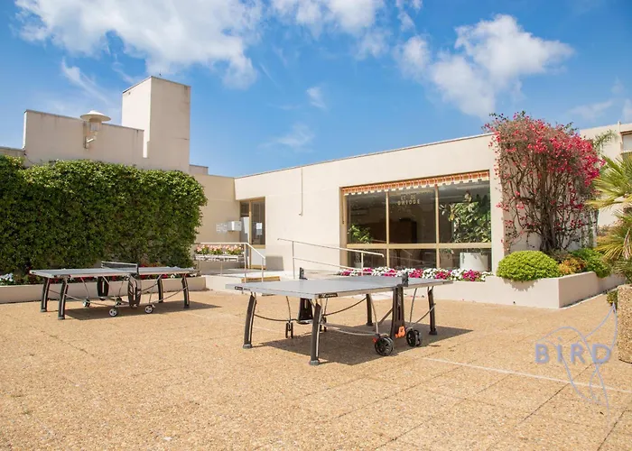 Flat With Hot Pool * ジュアン・レ・パン