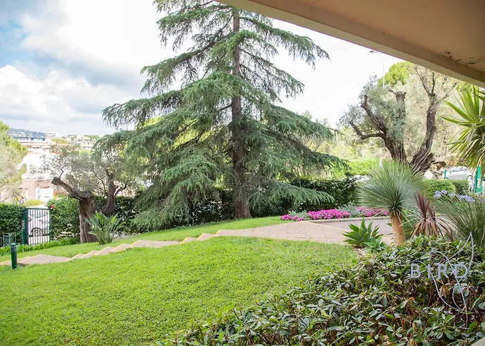 Flat With Hot Pool * ジュアン・レ・パン